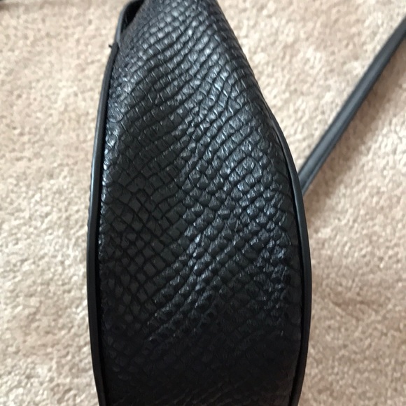 black snake skin chain purse - Picture 4 of 4